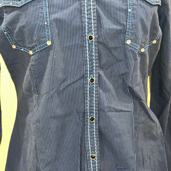 Roar western top cowgirl chic! - Picture 7 of 14